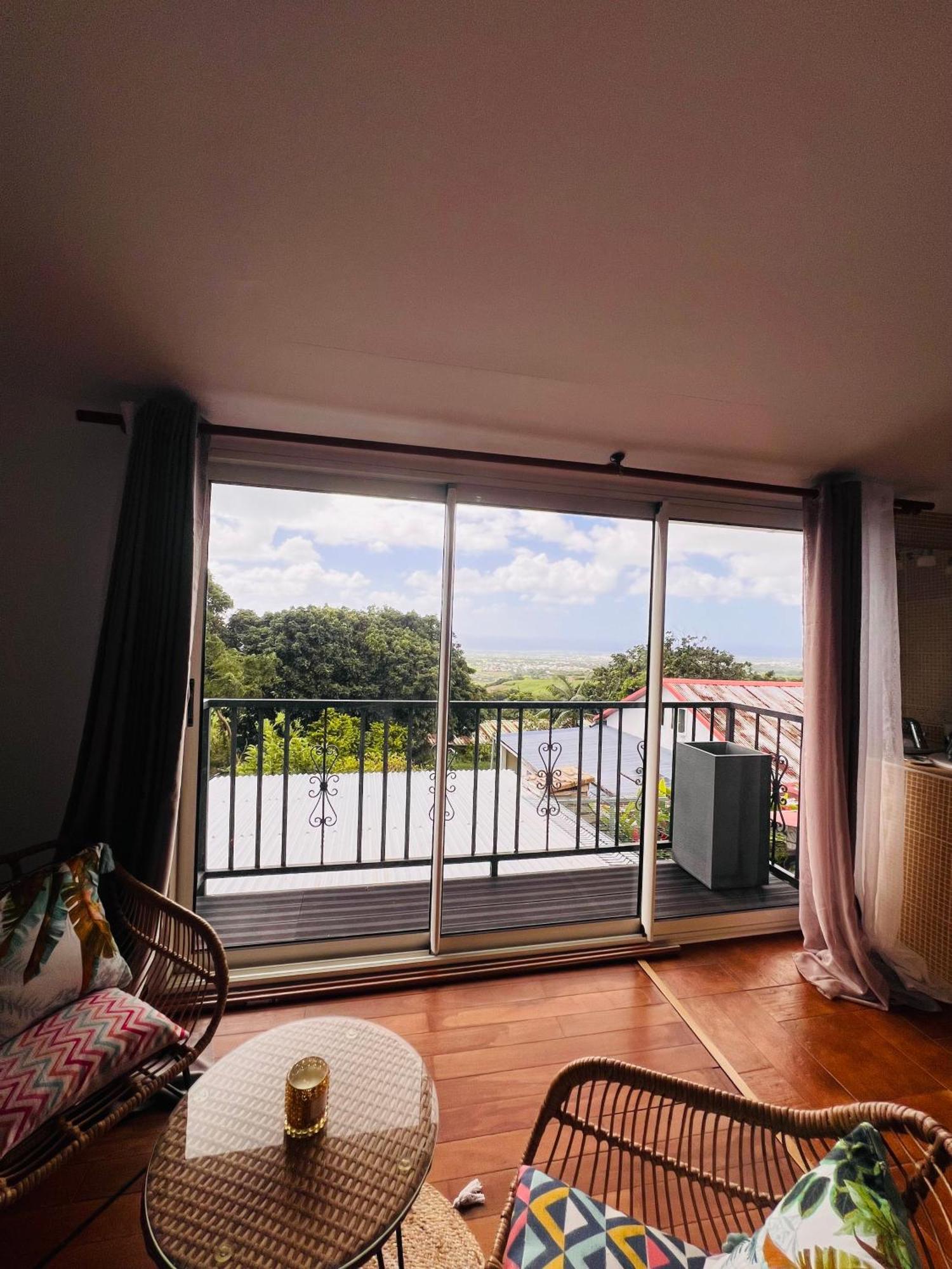 Chez Madame Fabienne Apartment Sainte-Suzanne Luaran gambar